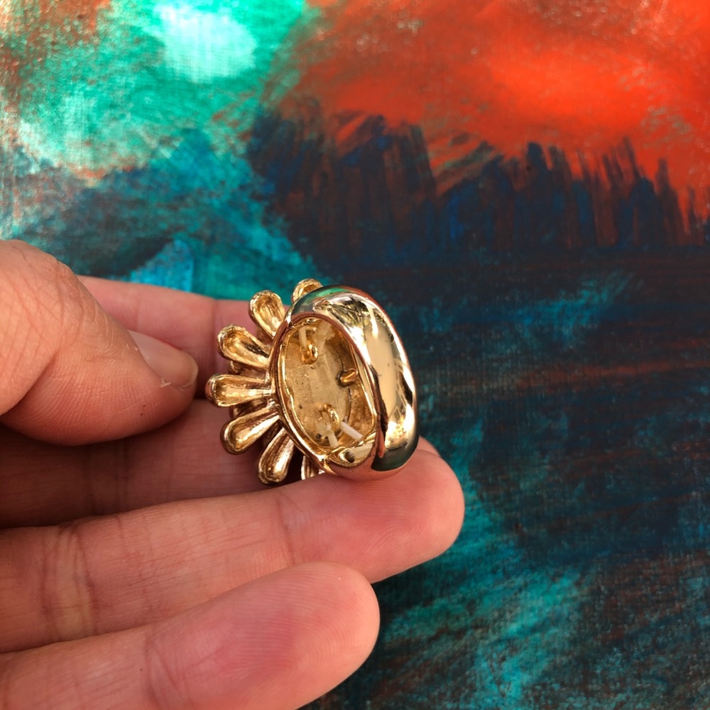 Enamel Flower Ring - Picture 5 of 5
